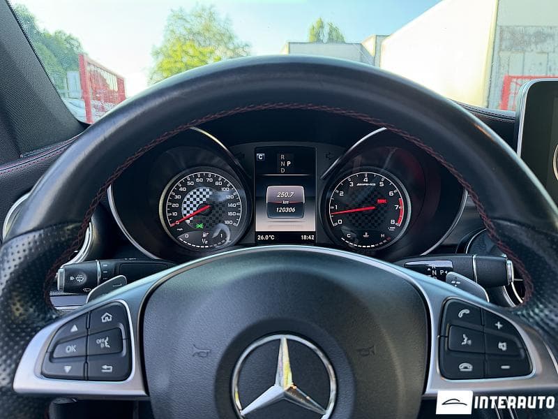 Mercedes C 43 AMG 2018 — Миниатюра 10