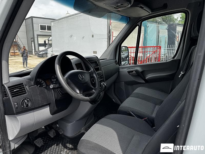 Mercedes Sprinter 2012 — Миниатюра 5