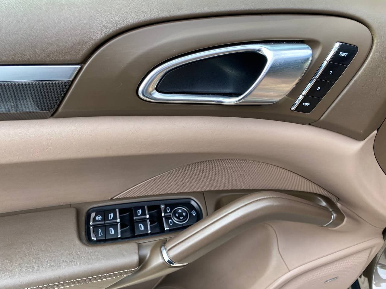 Porsche Cayenne 2012 — Миниатюра 5