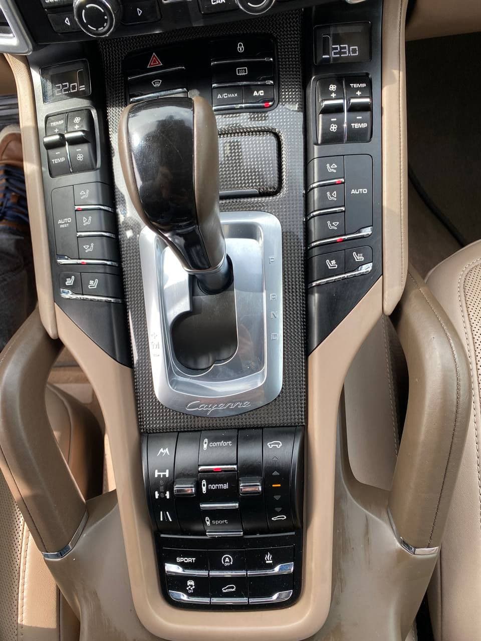 Porsche Cayenne 2012 — Миниатюра 10