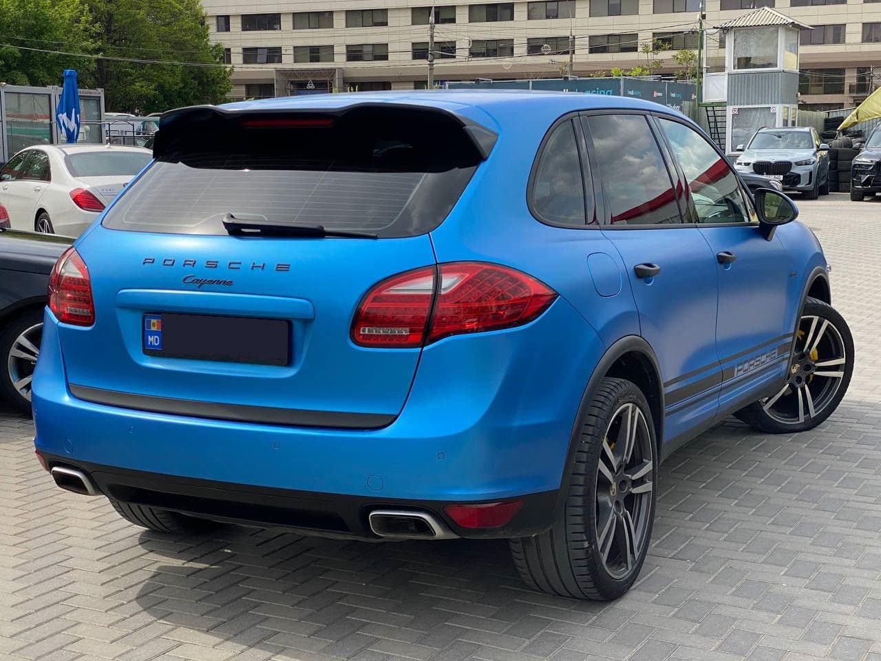 Porsche Cayenne 2012 — Миниатюра 4