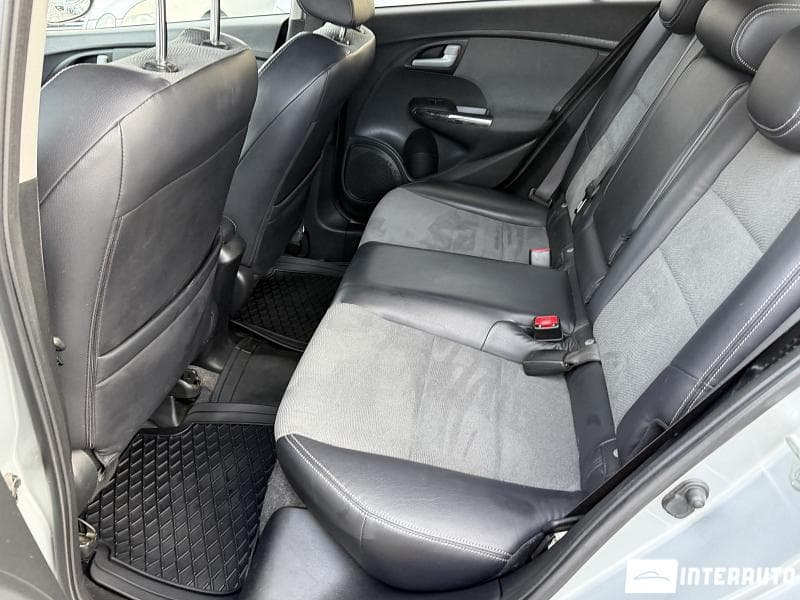 Honda Insight 2012 — Миниатюра 15