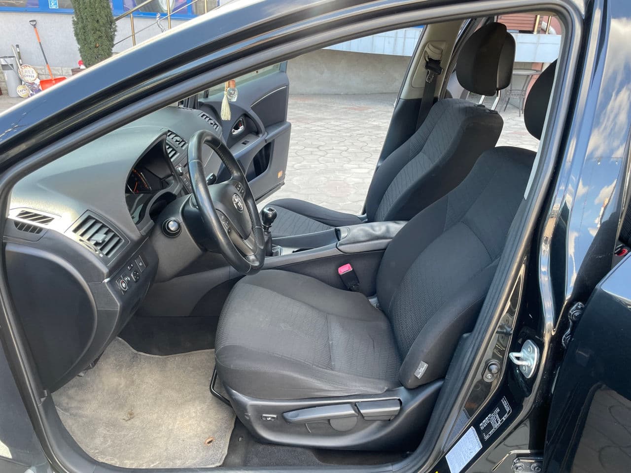 Toyota Avensis 2009 — Миниатюра 6