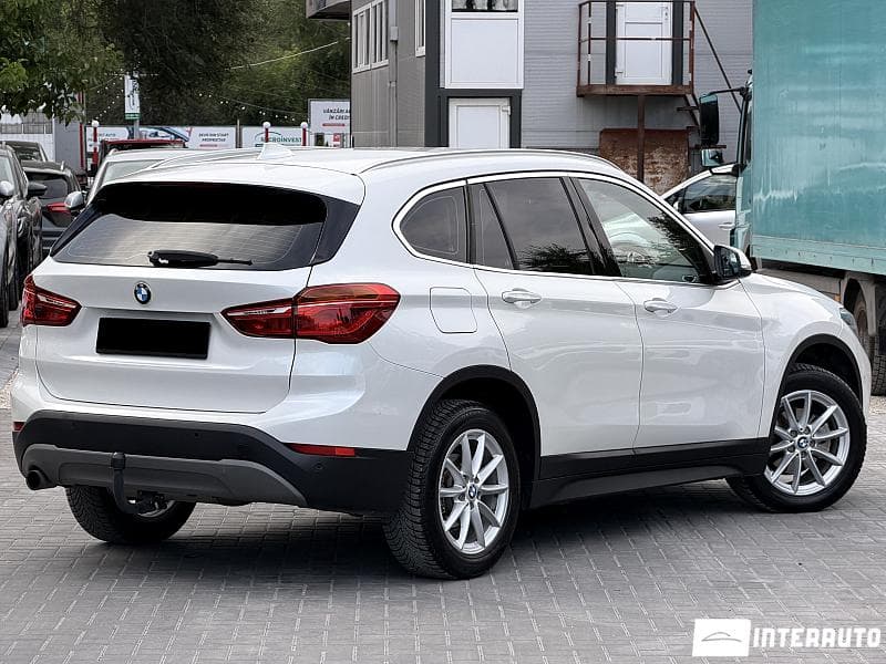 BMW X1 1.6D 2018 — Миниатюра 3