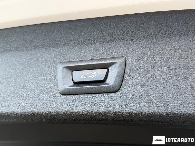 BMW X1 1.6D 2018 — Миниатюра 15