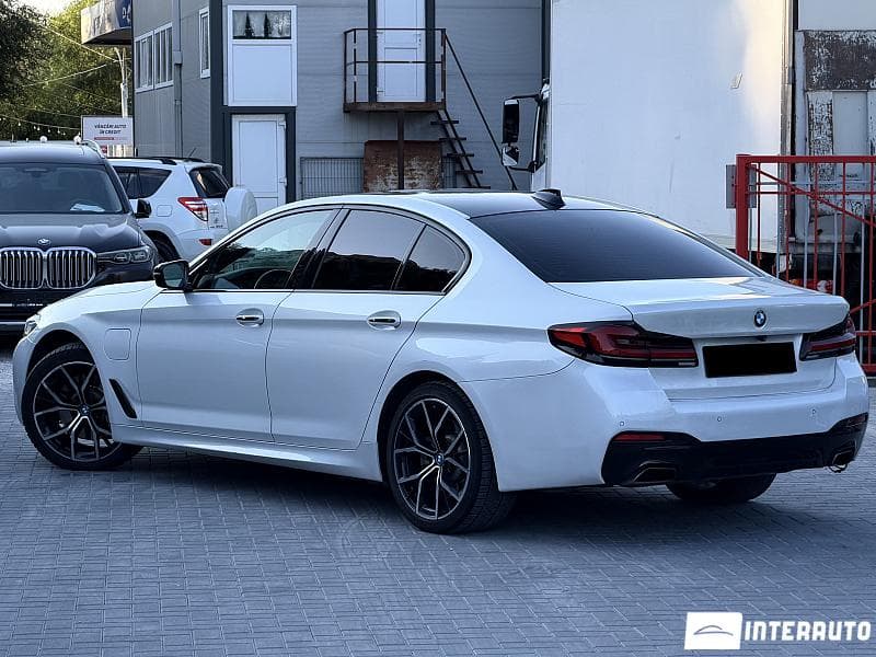 BMW 530e 2017 — Миниатюра 2