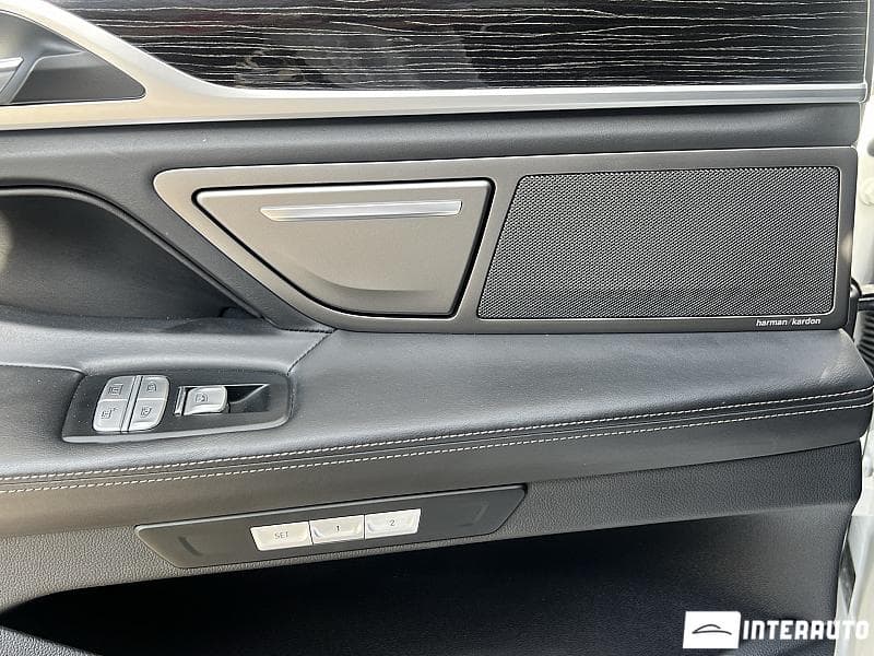 BMW 740e 2017 — Миниатюра 19