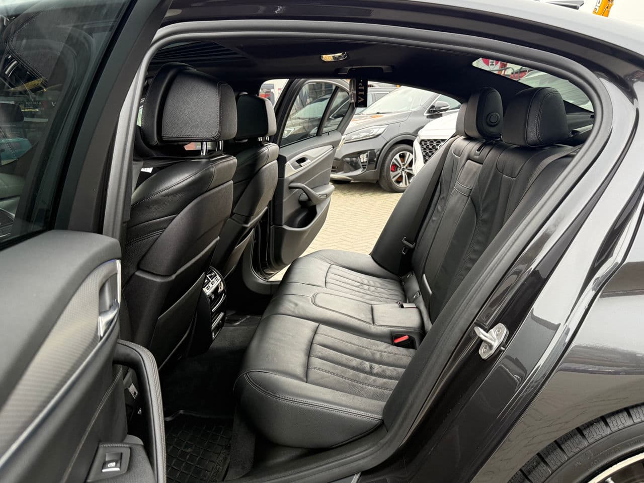 BMW 525 2017 — Миниатюра 16