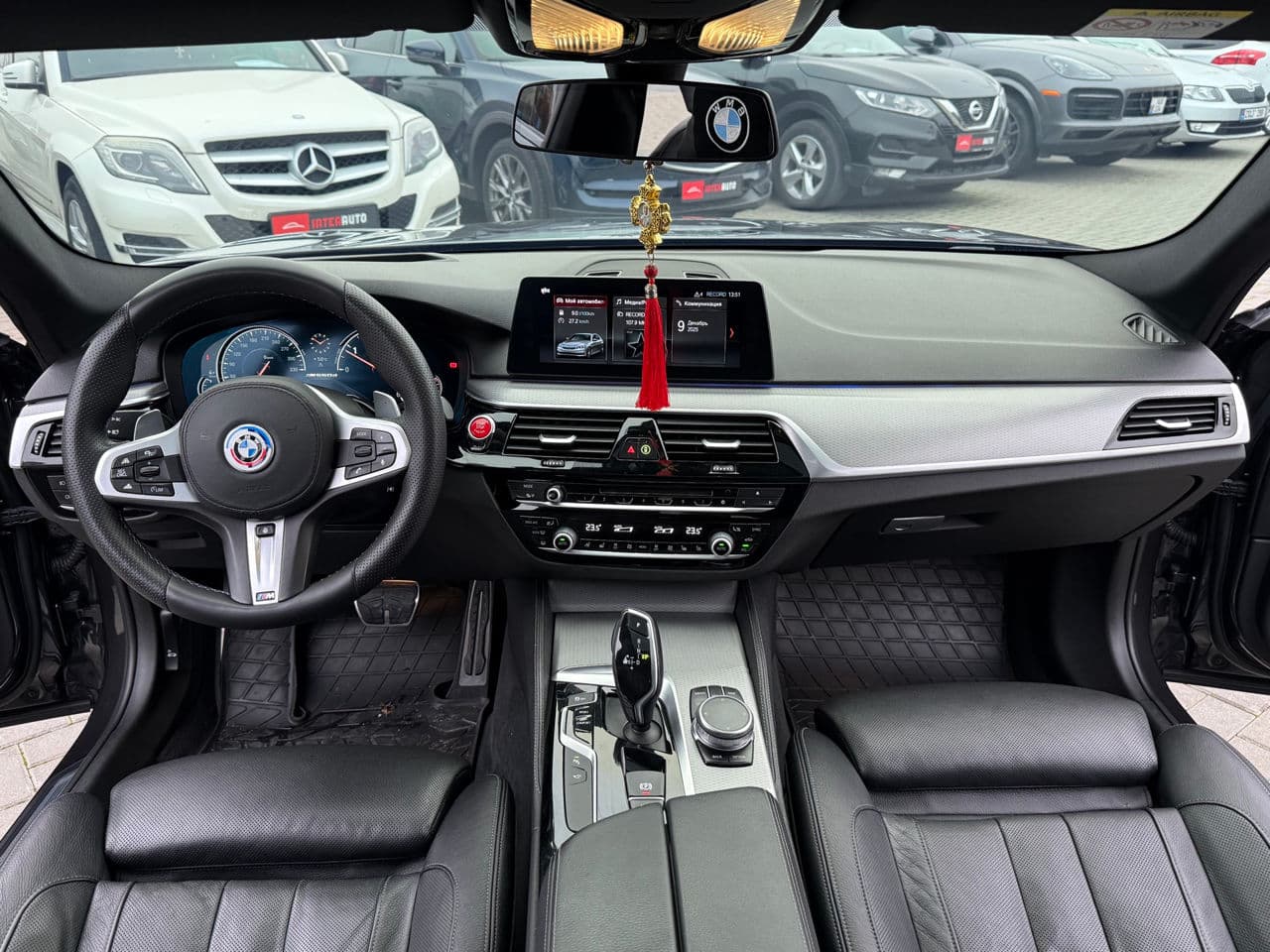 BMW 525 2017 — Миниатюра 8