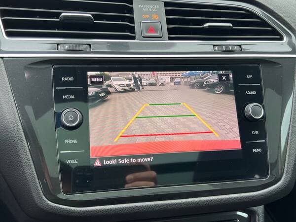 Volkswagen Tiguan 2018 — Миниатюра 14