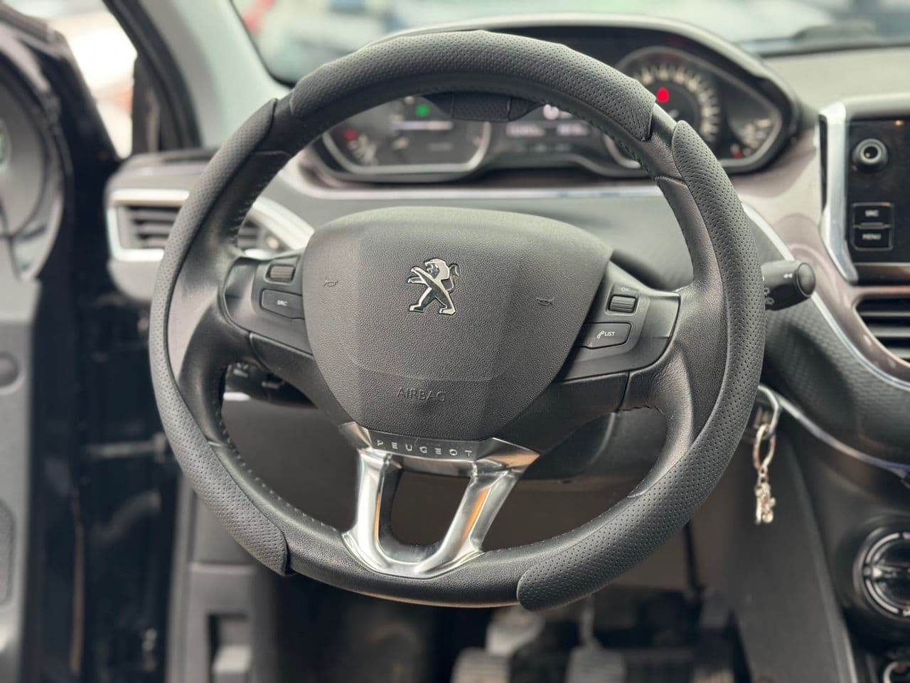 Peugeot 2008 2014 — Миниатюра 7