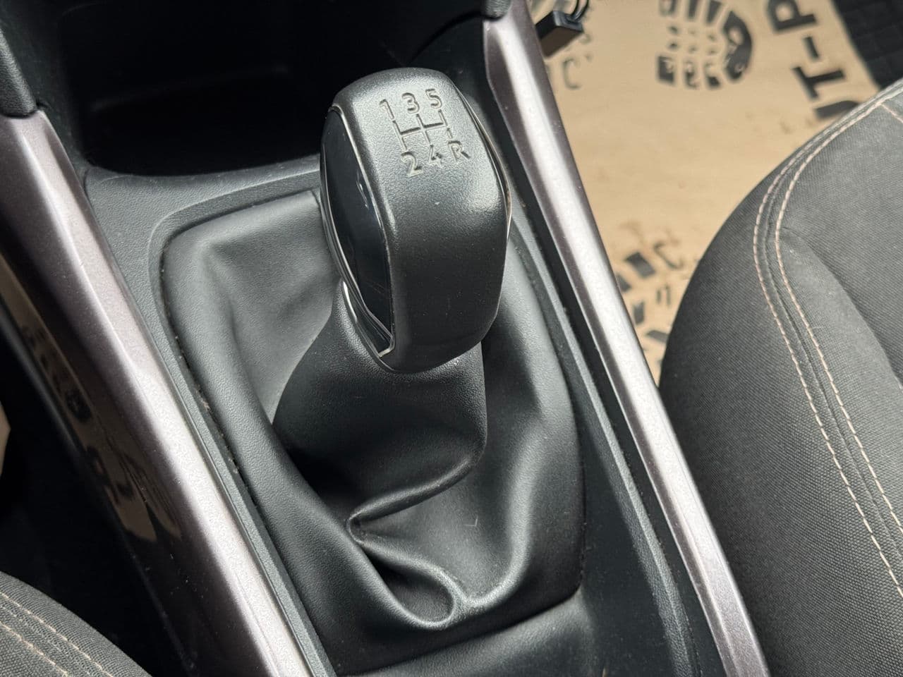 Peugeot 2008 2014 — Миниатюра 11