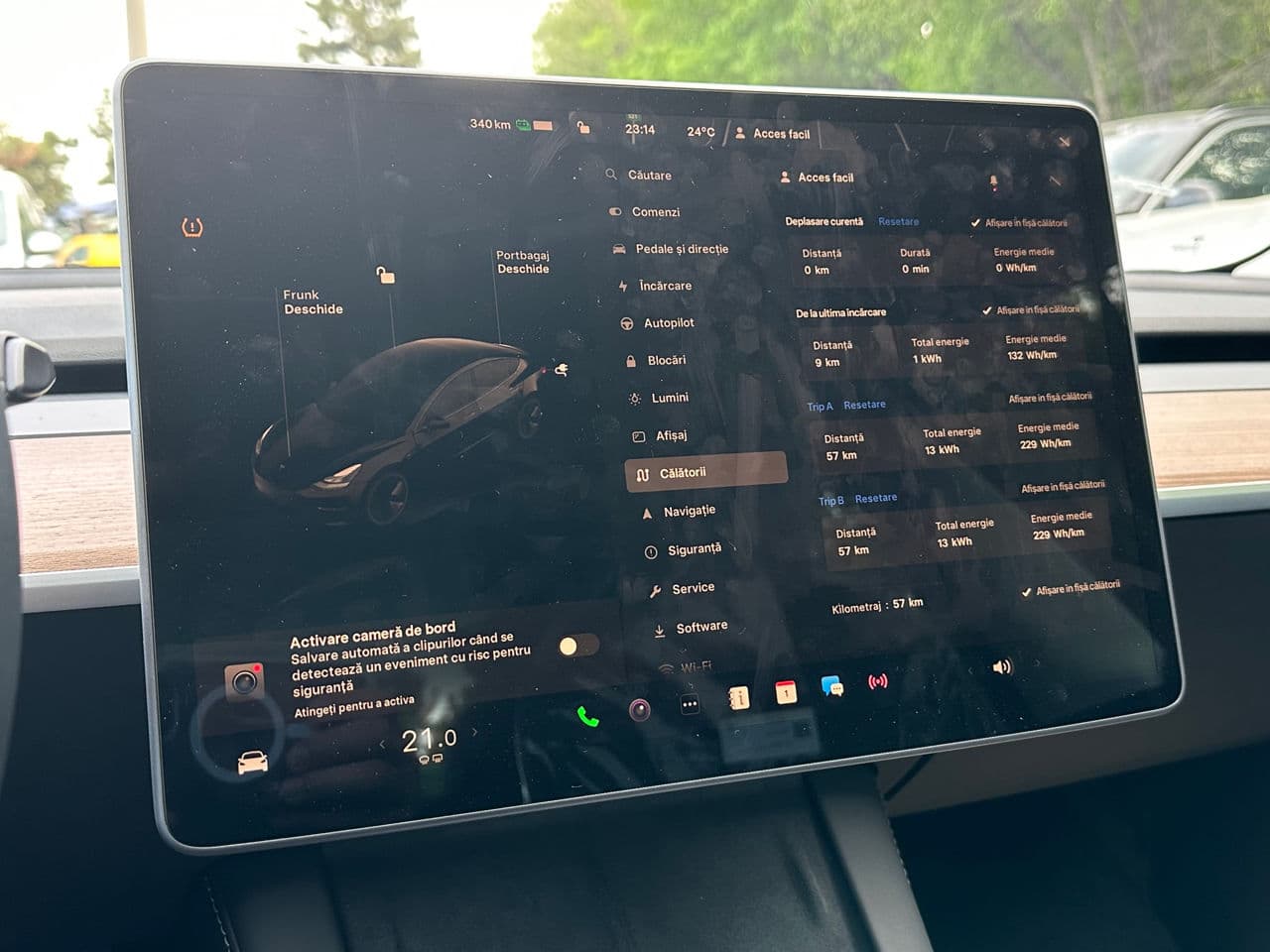 Tesla Model 3 2023 — Миниатюра 12