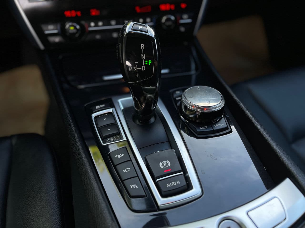 BMW 530 GT 2010 — Миниатюра 16