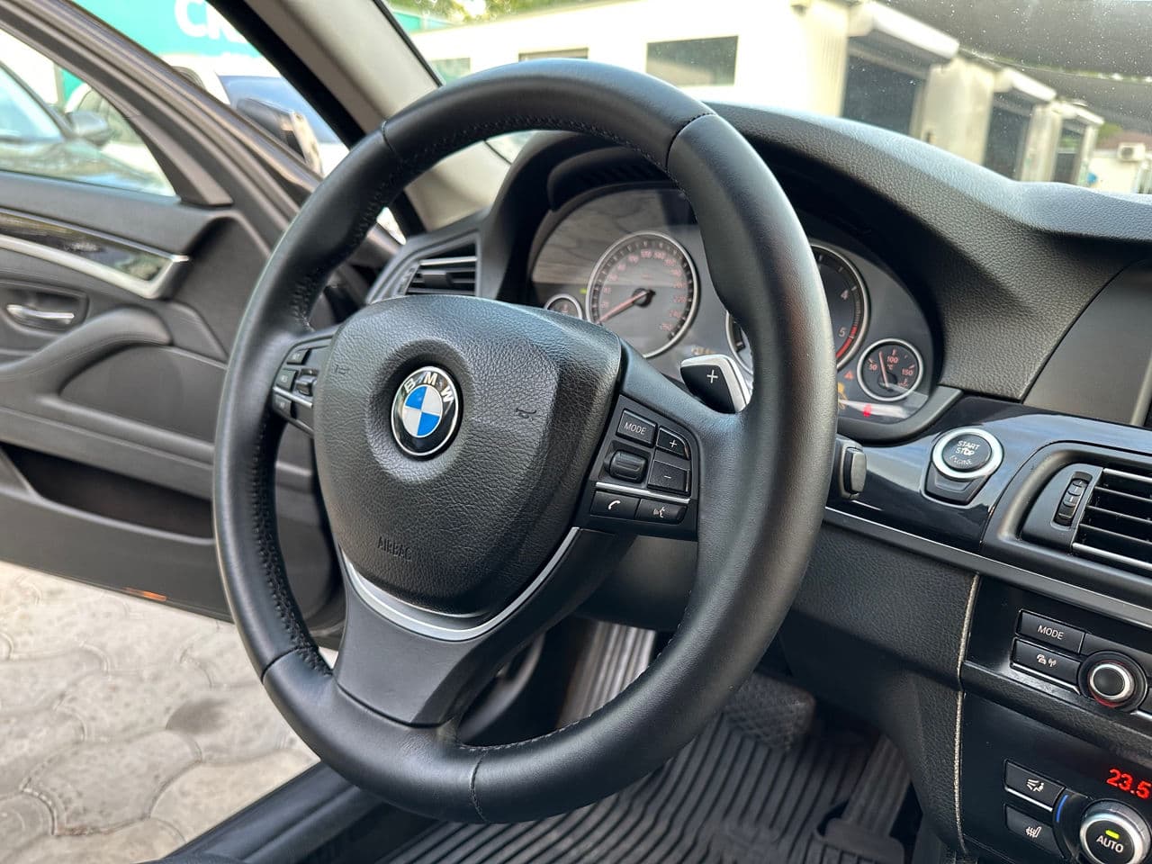 BMW 520 2011 — Миниатюра 10