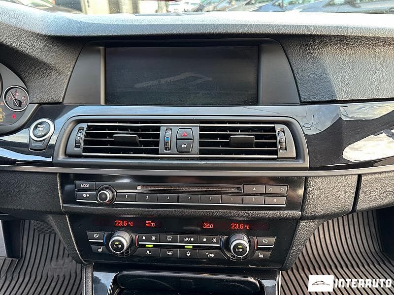 BMW 520 2011 — Миниатюра 12