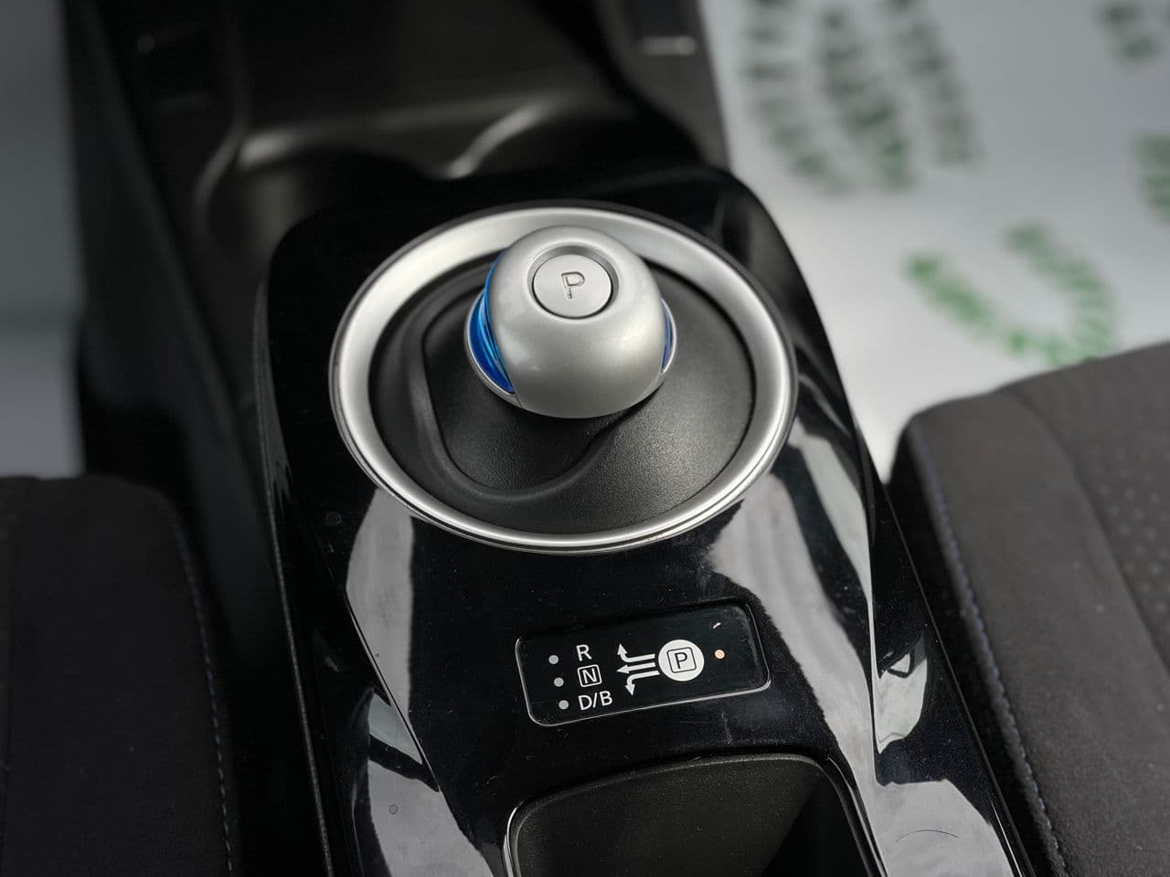 Nissan Leaf 2016 — Миниатюра 14
