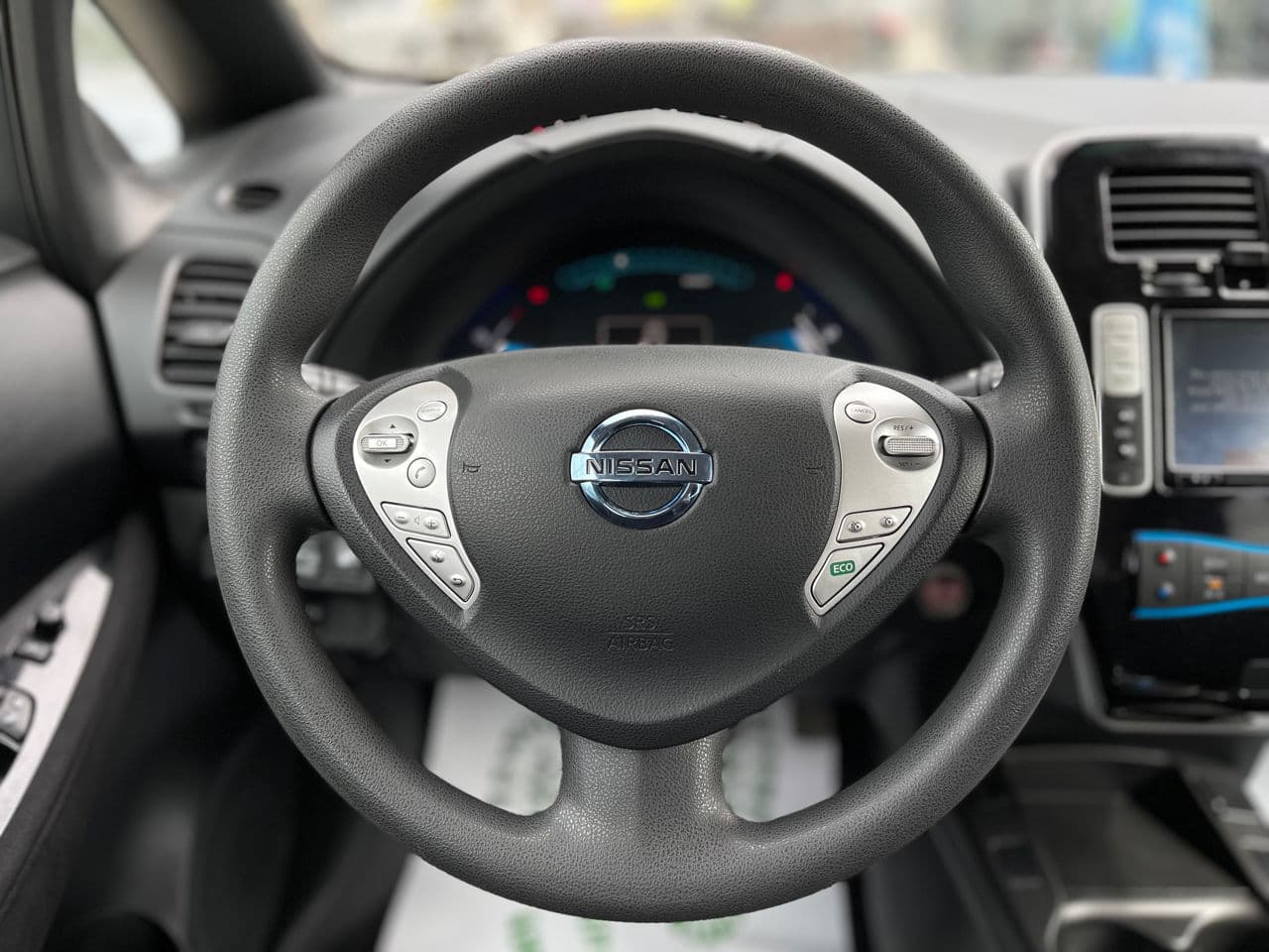 Nissan Leaf 2016 — Миниатюра 10