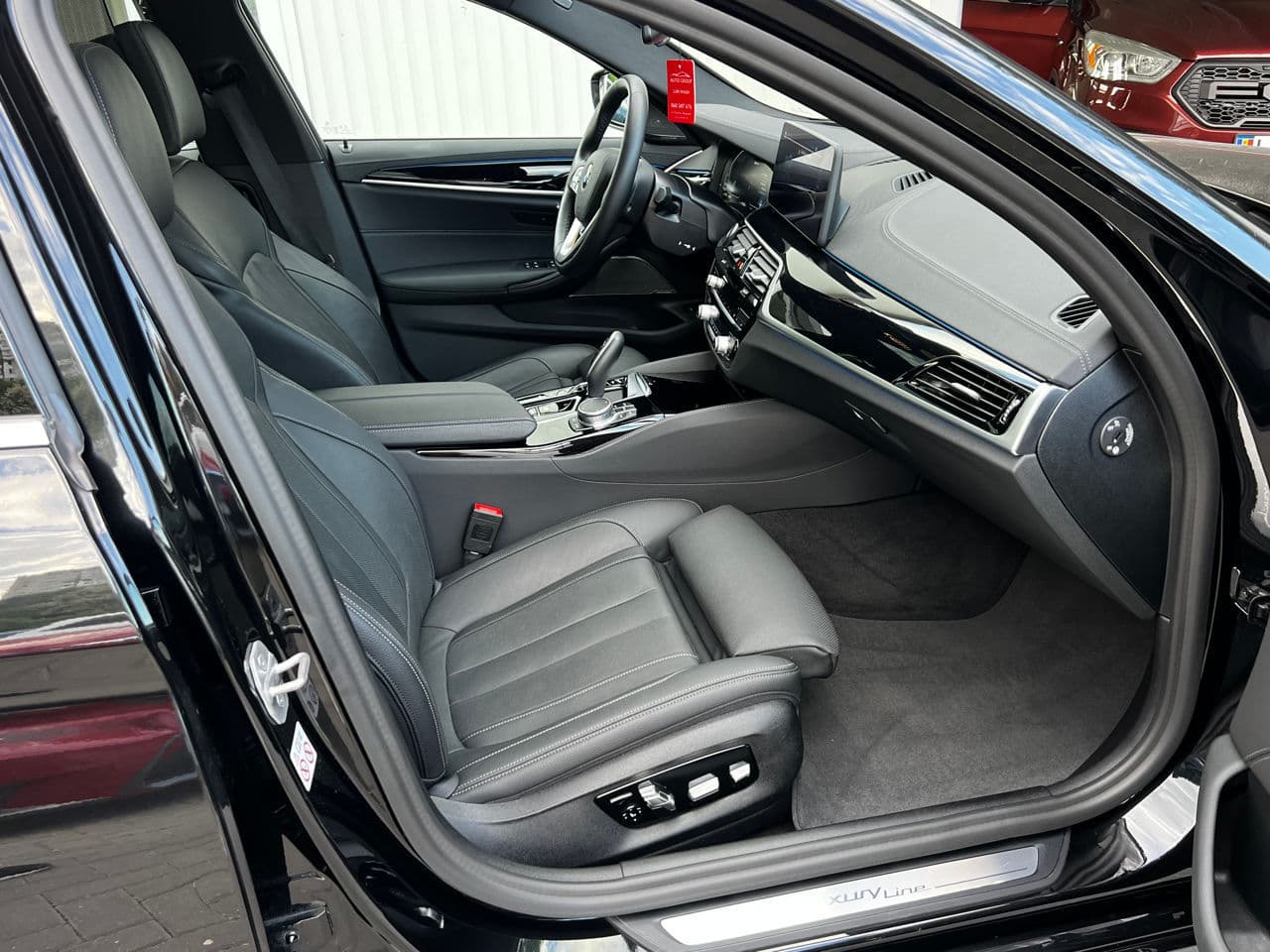 BMW 530e 2020 — Миниатюра 7