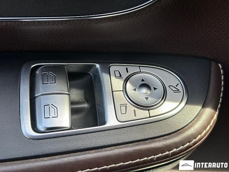 Mercedes V 250 2018 — Миниатюра 23