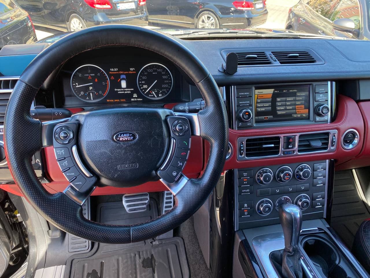Land Rover Range Rover Vogue 2010 — Миниатюра 10
