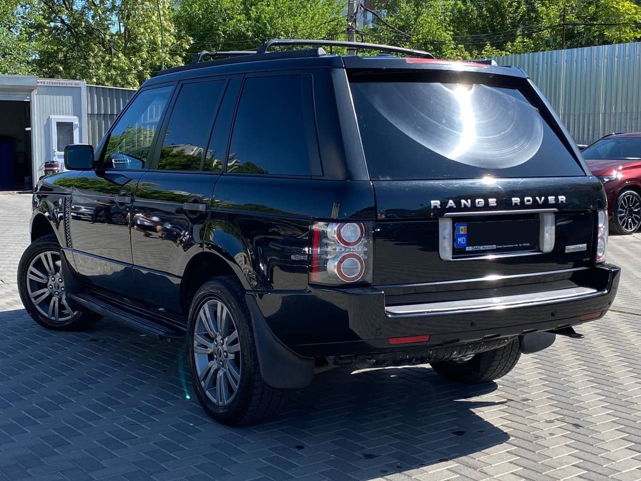 Land Rover Range Rover Vogue 2010 — Миниатюра 4