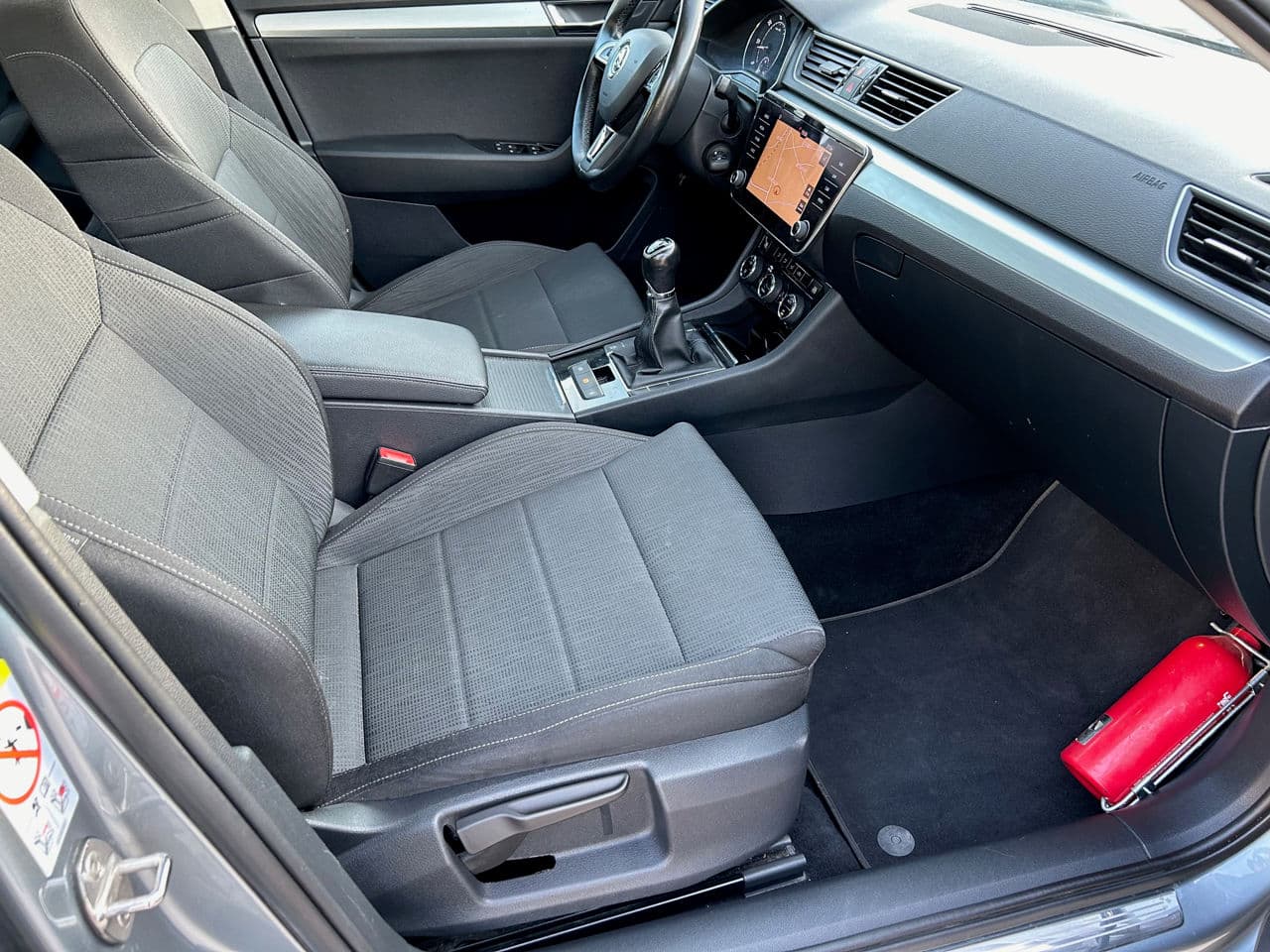 Skoda Superb 2018 — Миниатюра 14