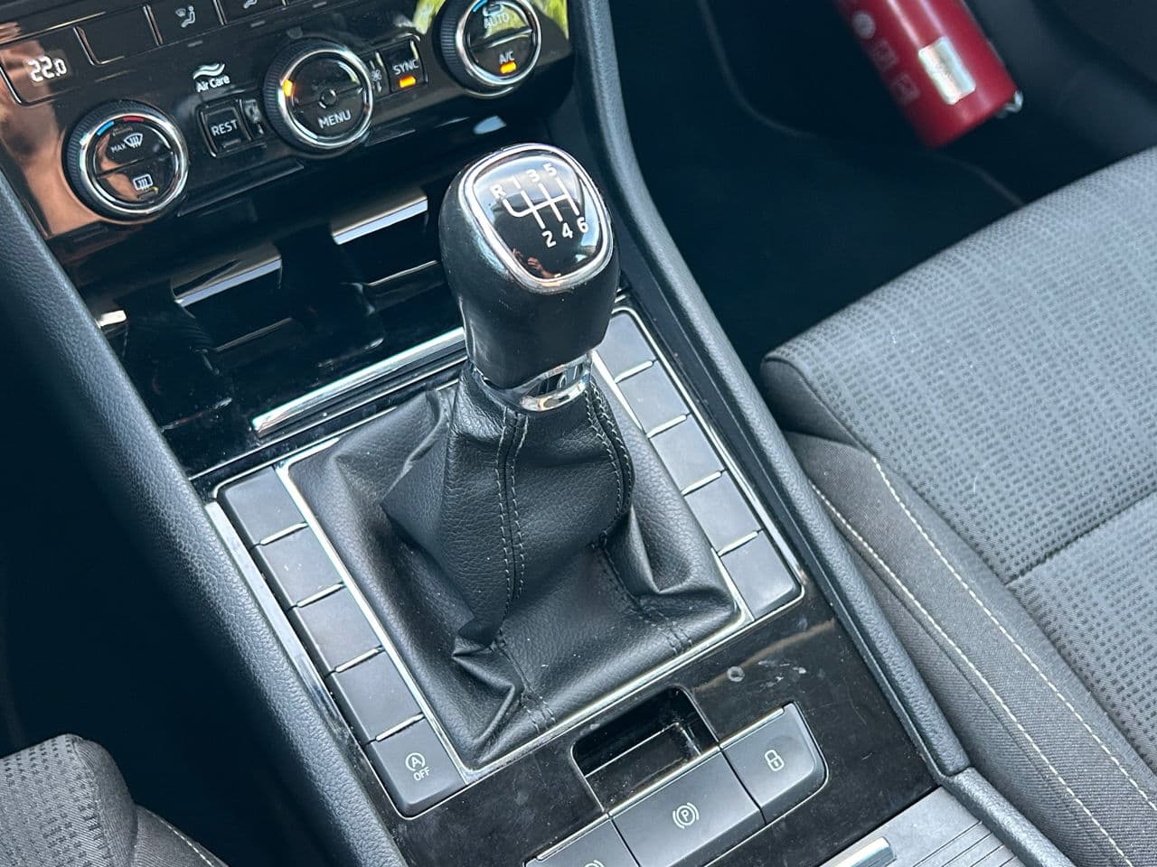 Skoda Superb 2018 — Миниатюра 13