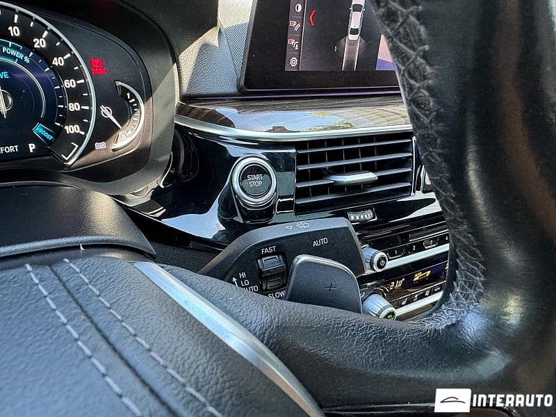 BMW 530e 2018 — Миниатюра 14