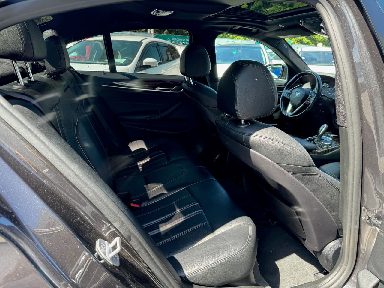 BMW 530e 2018 — Миниатюра 16
