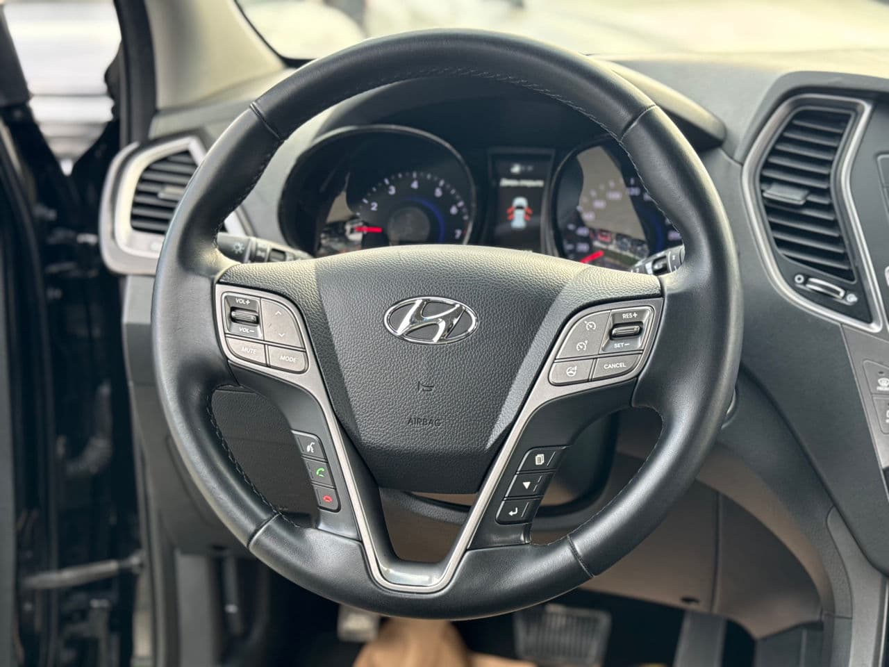Hyundai Santa Fe 2013 — Миниатюра 7