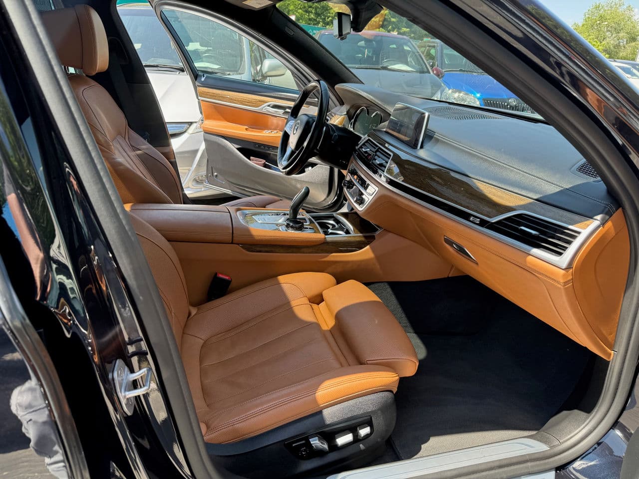 BMW 740 2018 — Миниатюра 22