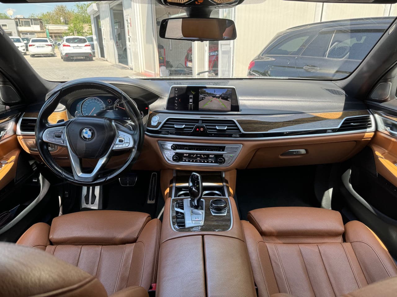 BMW 740 2018 — Миниатюра 20