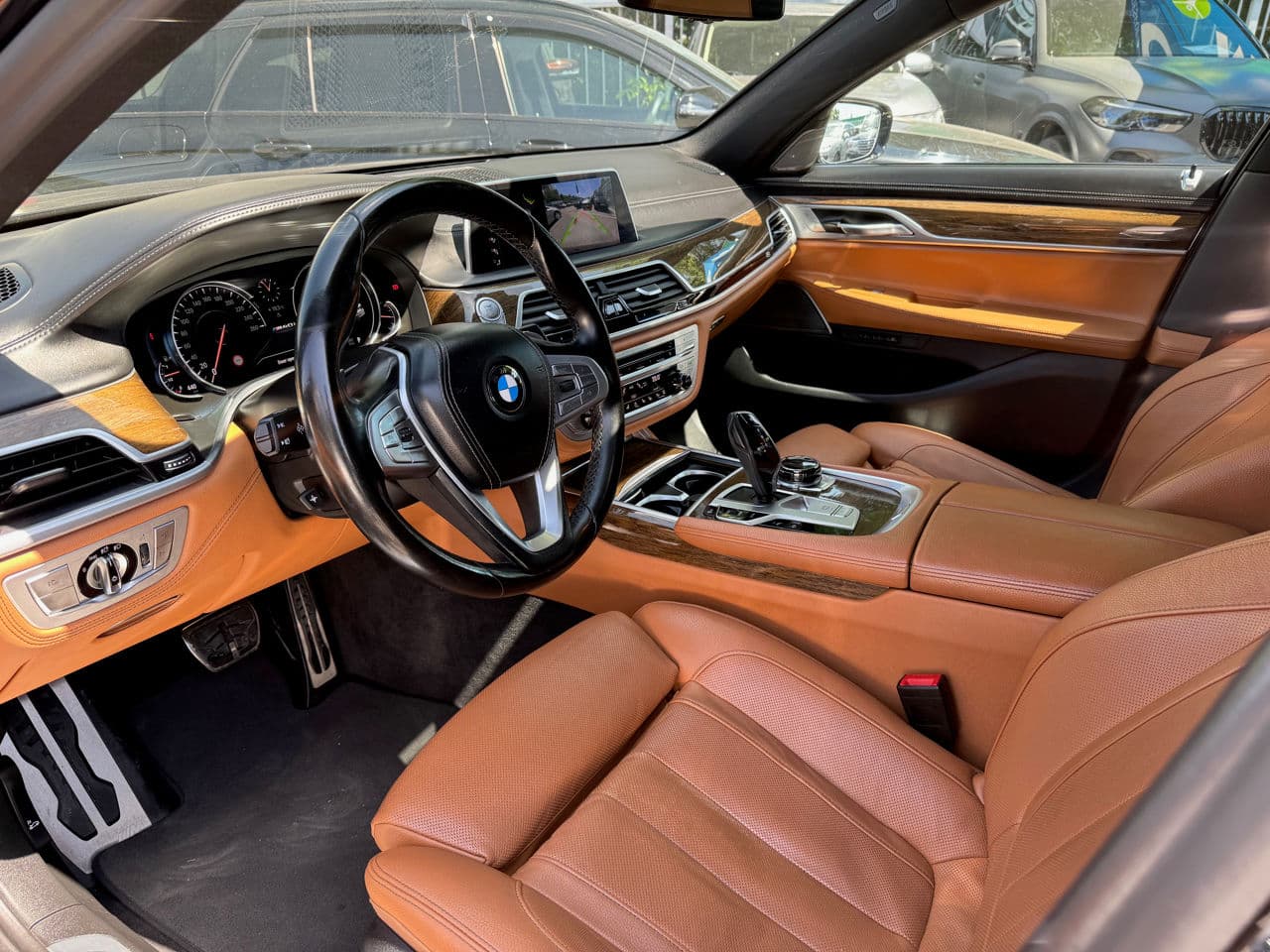 BMW 740 2018 — Миниатюра 21
