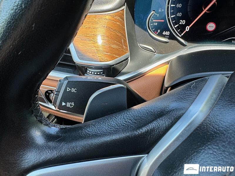 BMW 740 2018 — Миниатюра 15