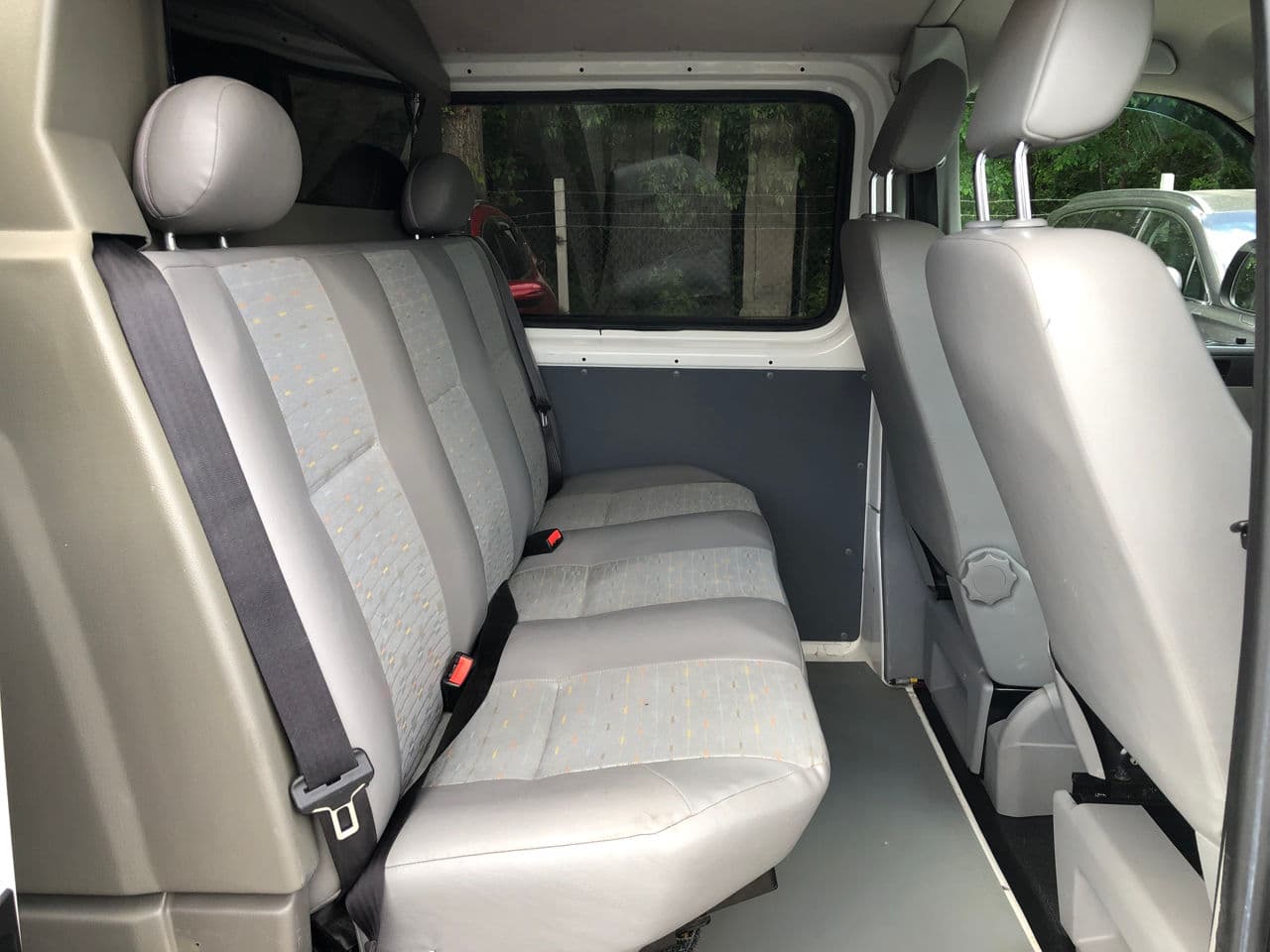 Volkswagen Transporter 2010 — Миниатюра 9