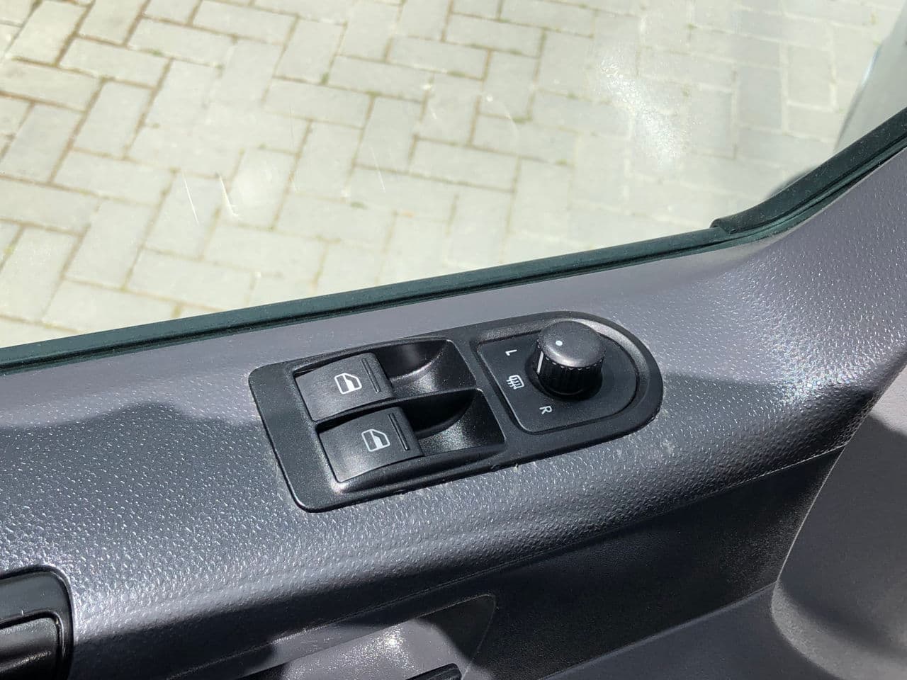 Volkswagen Transporter 2010 — Миниатюра 13