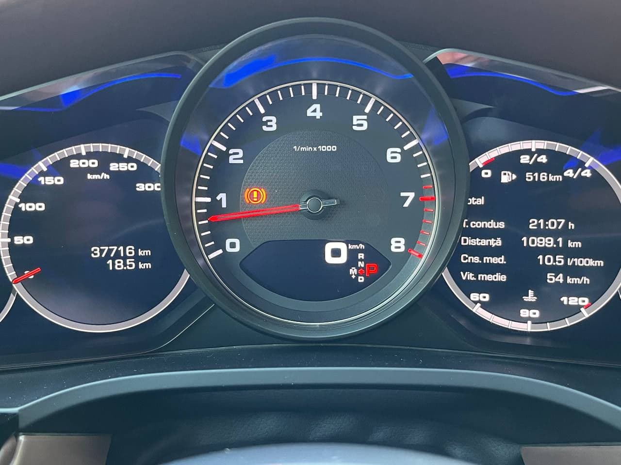 Porsche Cayenne S 2020 — Миниатюра 9
