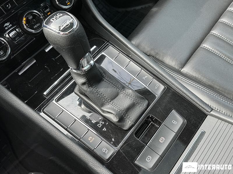 Skoda Superb 2018 — Миниатюра 11