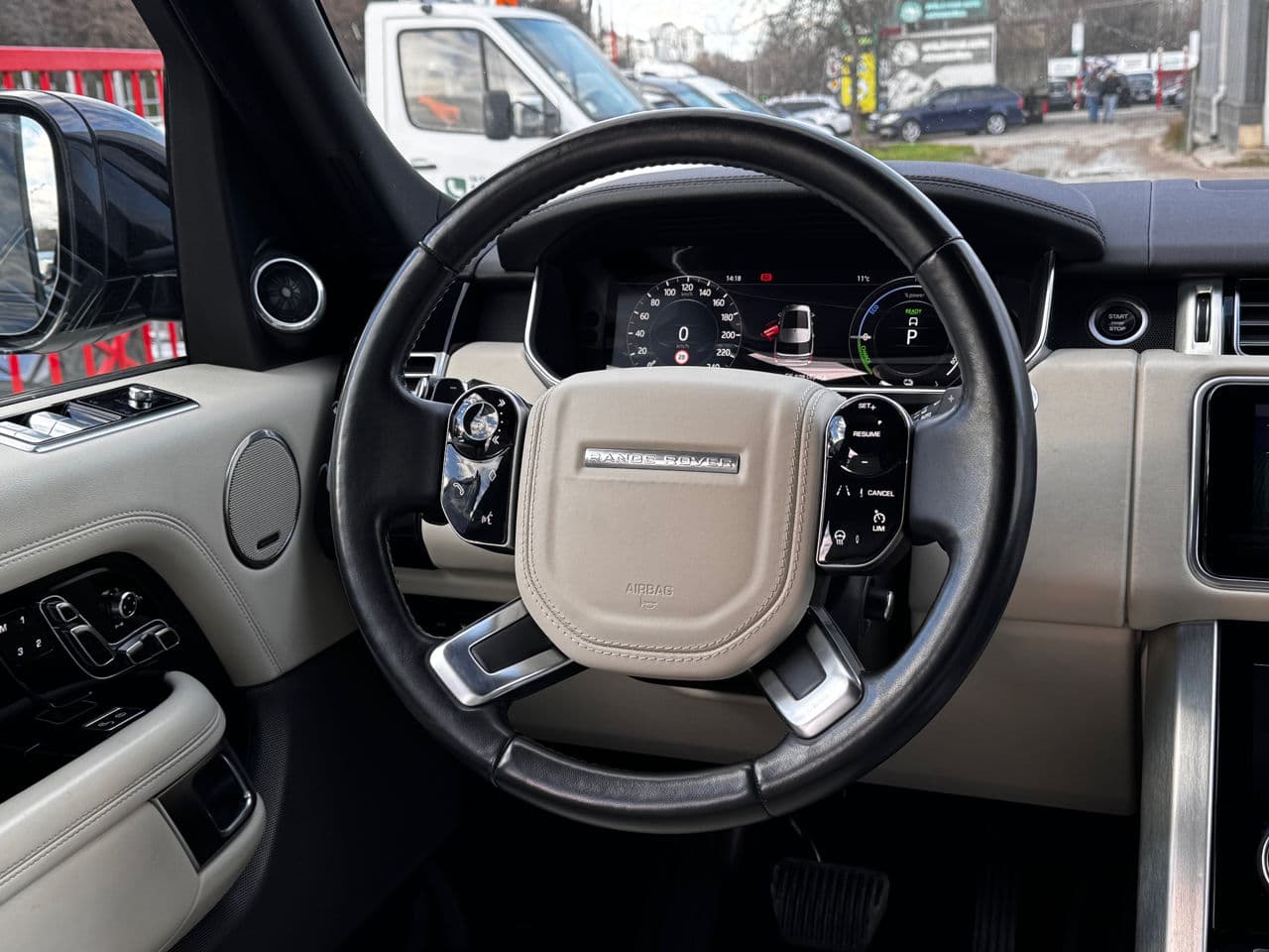 Land Rover Range Rover Vogue 2019 — Миниатюра 8