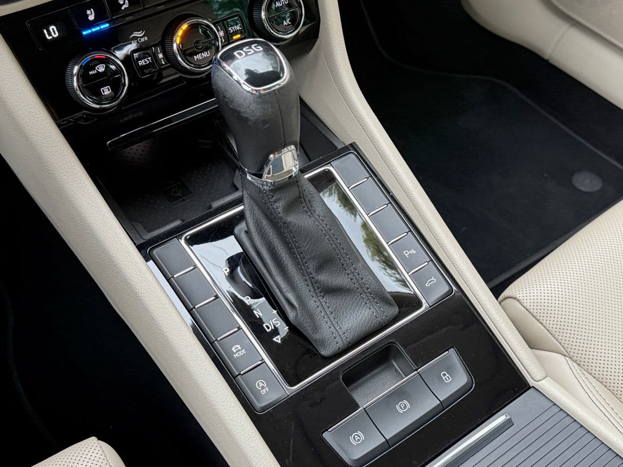 Skoda Superb 2022 — Миниатюра 17