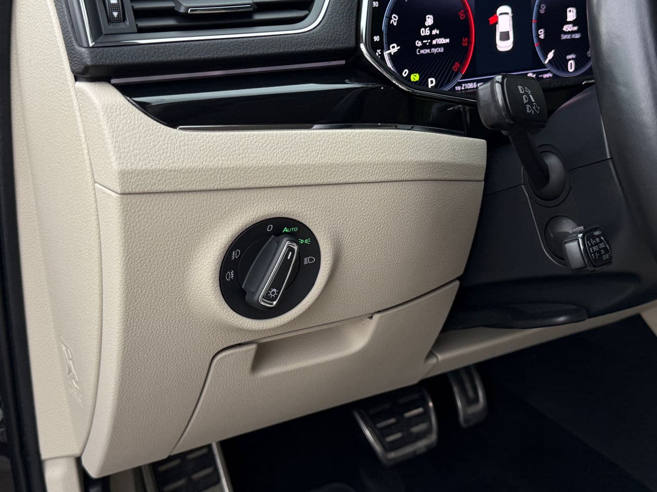 Skoda Superb 2022 — Миниатюра 9