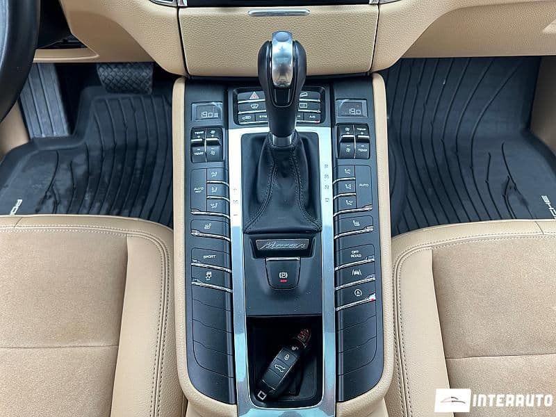 Porsche Macan 2016 — Миниатюра 12