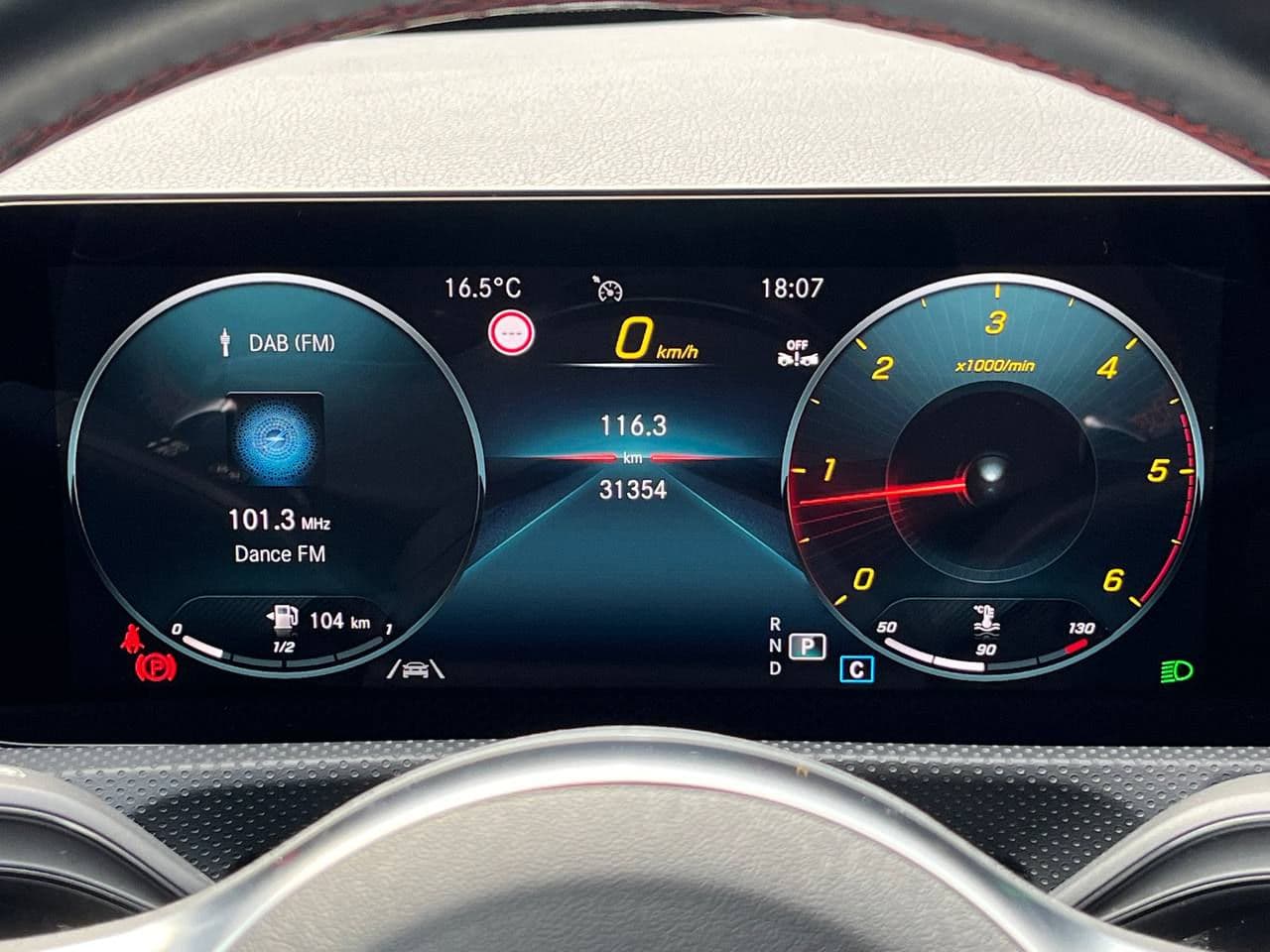 Mercedes CLA 220d 2023 — Миниатюра 9