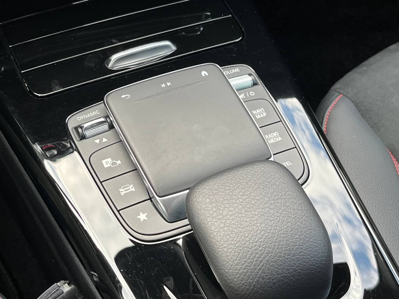 Mercedes CLA 220d 2023 — Миниатюра 16