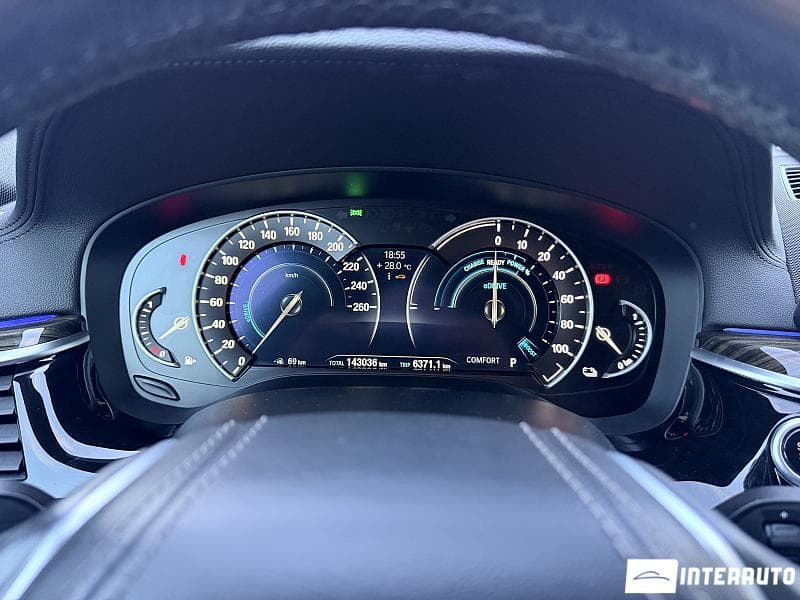 BMW 530e 2019 — Миниатюра 11