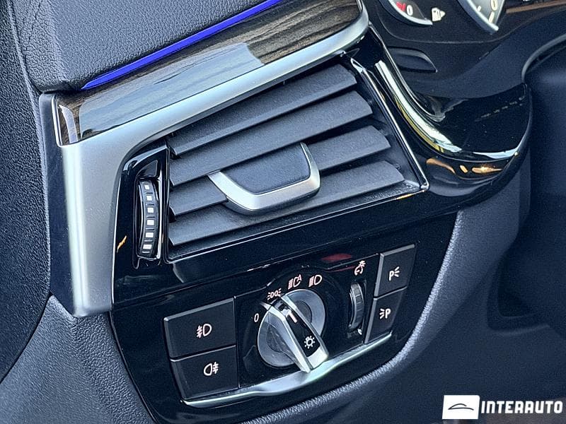 BMW 530e 2019 — Миниатюра 15