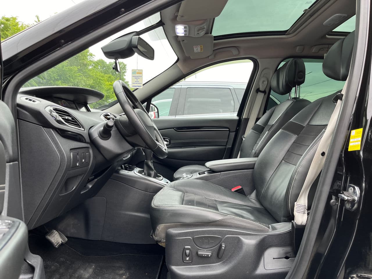 Renault Grand Scenic 2015 — Миниатюра 8