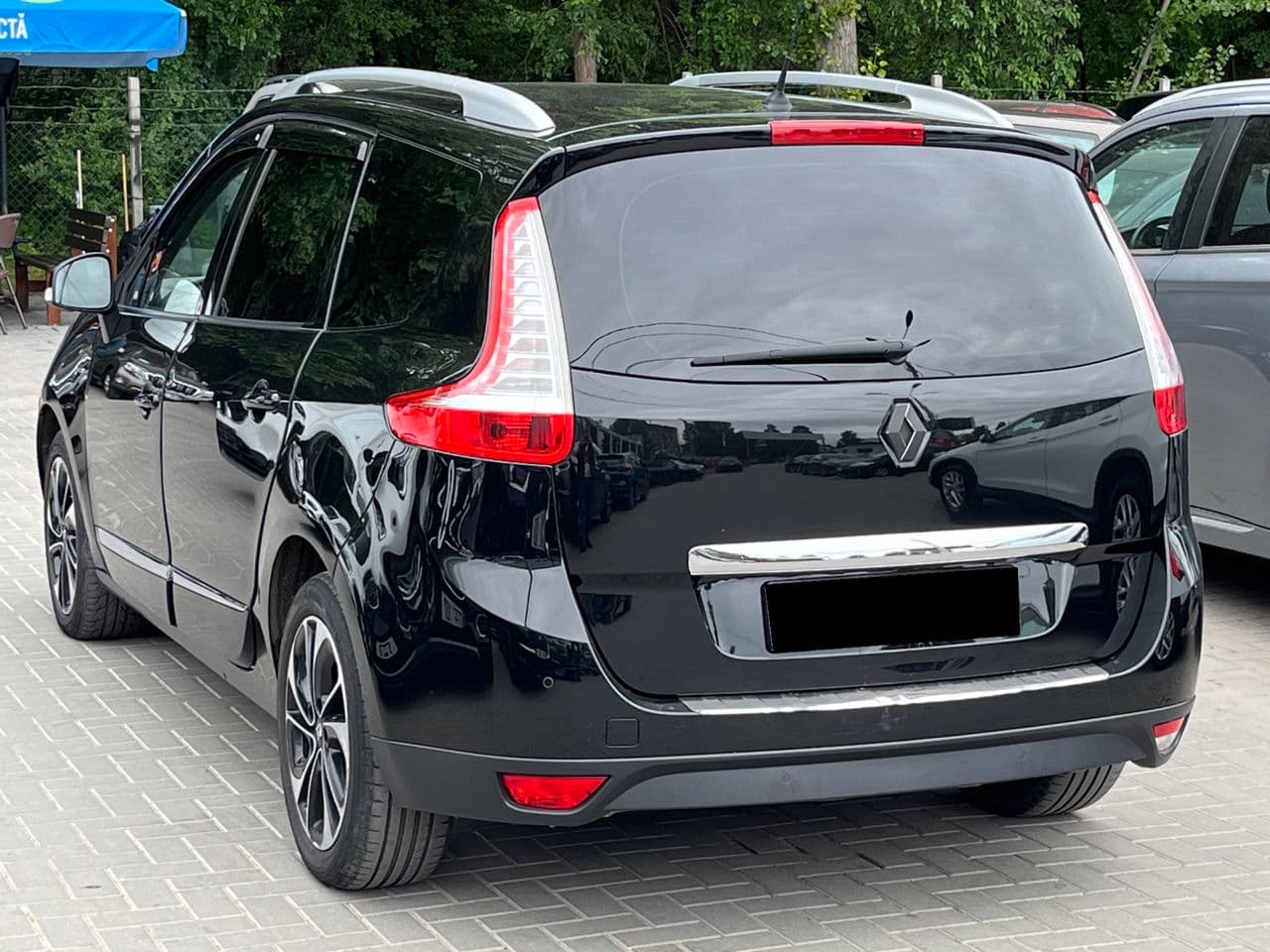 Renault Grand Scenic 2015 — Миниатюра 2
