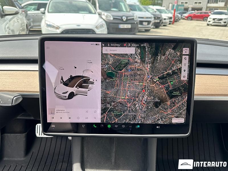 Tesla Model 3 2021 — Миниатюра 9